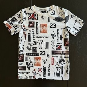 Jordan Short-sleeve Graphic Mesh All Over PrintSize: Boys Large Color: White